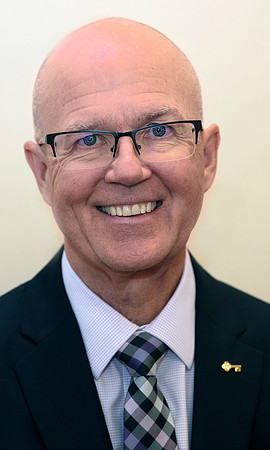 Mike Hansen-4238az 3x5 NEW